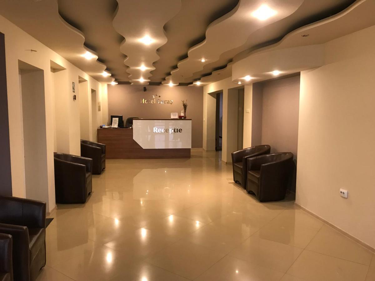 Hotel Caras Oravita Ngoại thất bức ảnh
